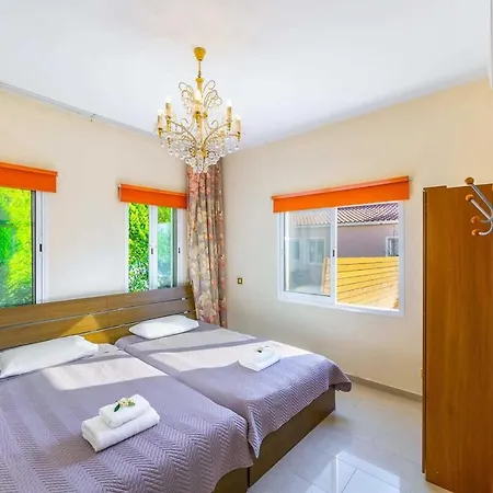 Sunset Villa Coral Bay